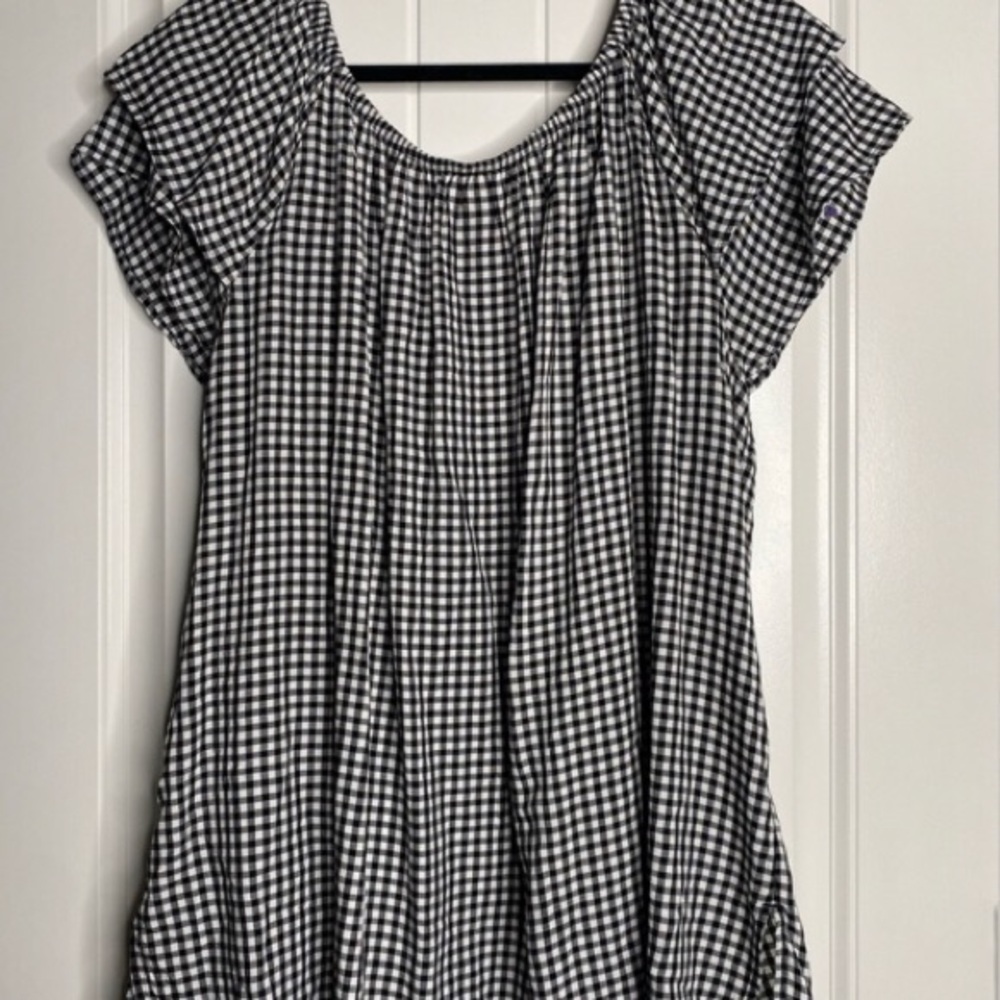 Black and White Checkered Women's Top
